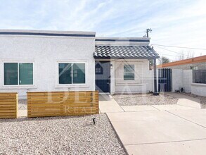 423 S Terry Ln in Tempe, AZ - Building Photo - Building Photo