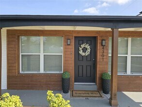 4301 W Wisconsin Ave in Tampa, FL - Building Photo - Building Photo