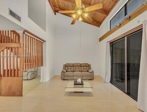 2701 SW 58th Mnr in Fort Lauderdale, FL - Building Photo - Building Photo