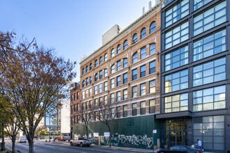 530 Canal St in New York, NY - Building Photo - Building Photo