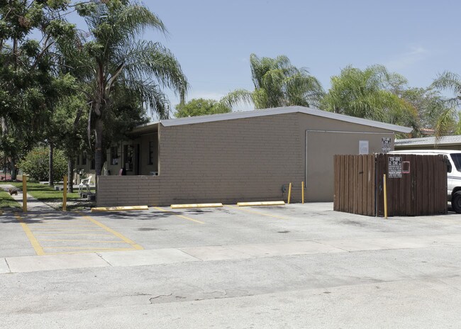 3168-3170 SW 14th St in Miami, FL - Foto de edificio - Building Photo