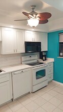 367 S Federal Hwy, Unit C124 in Deerfield Beach, FL - Building Photo - Building Photo