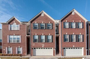 448 Cherry Orchard Rd in Canton Township, MI - Building Photo