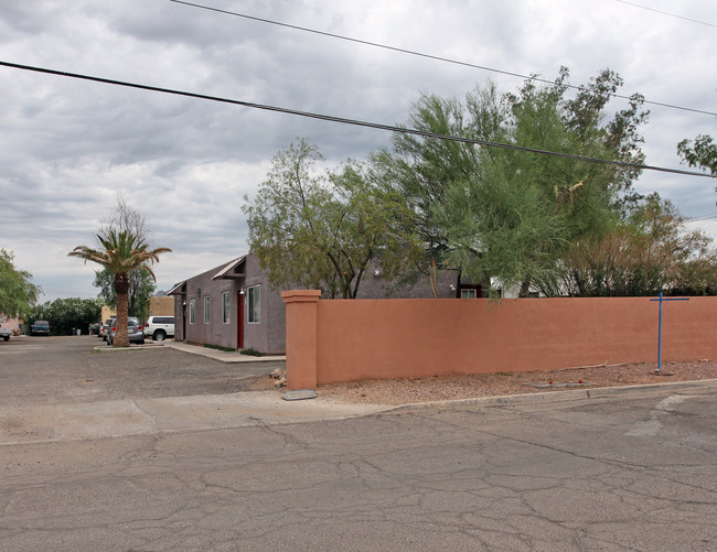 Barrio Blacklidge in Tucson, AZ - Building Photo - Building Photo