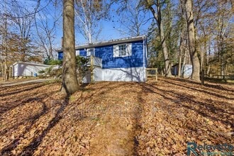 6805 Lakeshore Dr in Quinton, VA - Building Photo - Building Photo