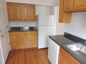 1366 W Estes Ave in Chicago, IL - Building Photo - Building Photo