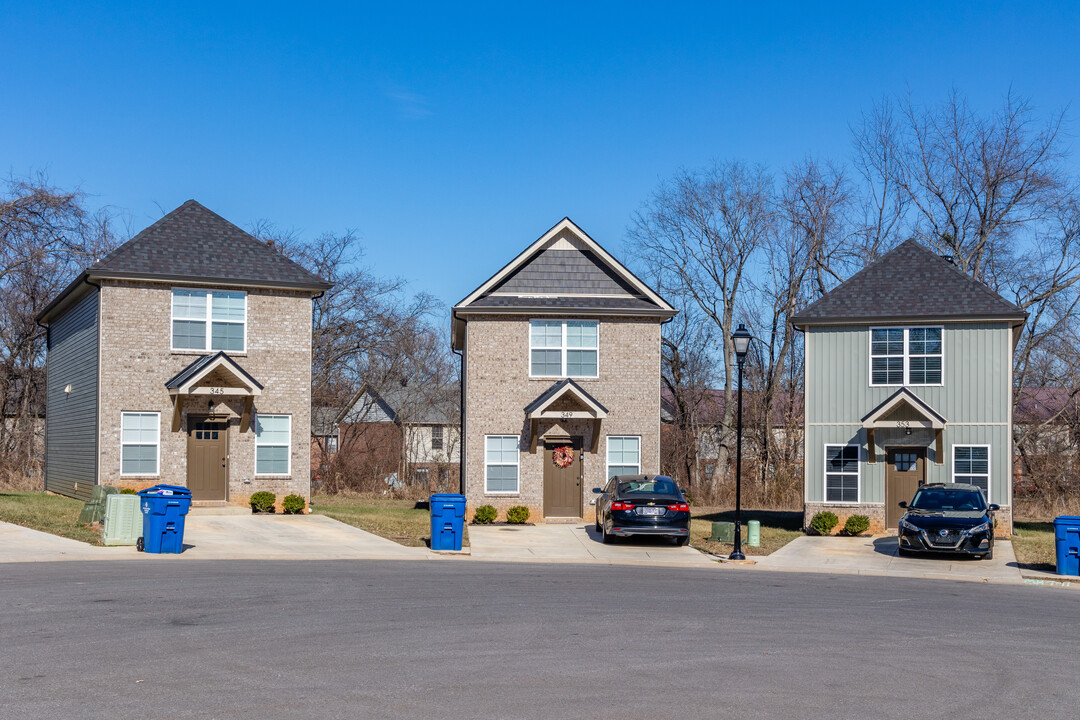 Honeycomb Heights in Clarksville, TN - Foto de edificio