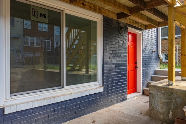 311 Longfellow St NW, Unit B