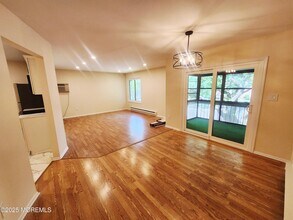 38 Meadow Green Cir in Englishtown, NJ - Building Photo - Building Photo