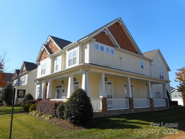 property at 1525 Saratoga Blvd