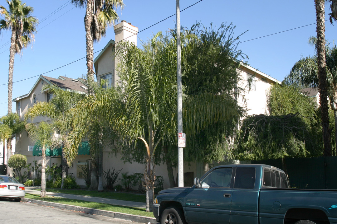 La Baja in Long Beach, CA - Foto de edificio