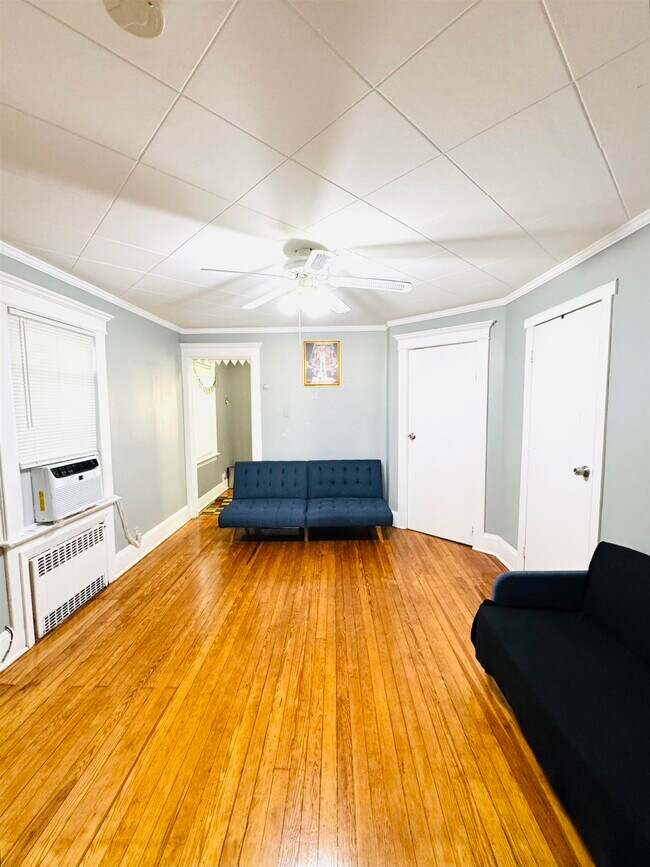 3158 John F. Kennedy Blvd in Jersey City, NJ - Building Photo - Building Photo