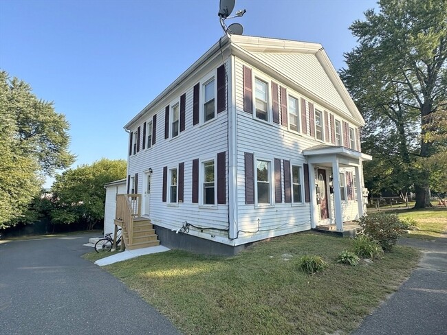 227 Bridge St in Northampton, MA - Building Photo - Building Photo
