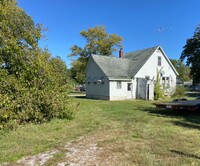 202 S Bess Ave in Marissa, IL - Foto de edificio - Building Photo