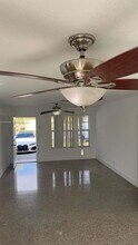 2826 Monroe St in Hollywood, FL - Building Photo - Building Photo