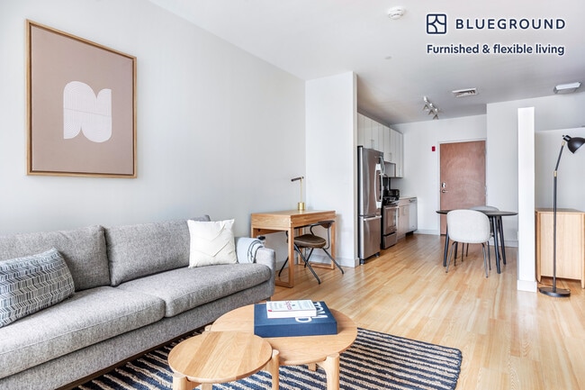 320 D St in Boston, MA - Building Photo - Building Photo