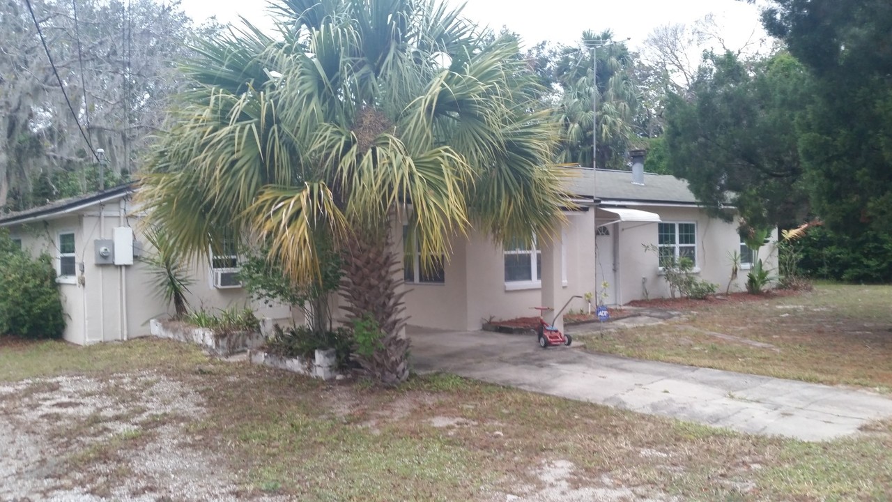 Space Coast Rental Package in Titusville, FL - Foto de edificio