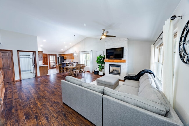 3400 Riverstone Ct in De Pere, WI - Building Photo - Building Photo