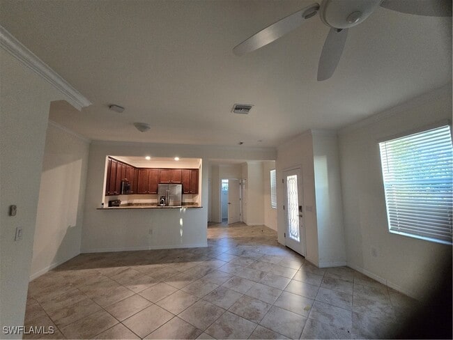 2760 Blossom Wy in Naples, FL - Foto de edificio - Building Photo