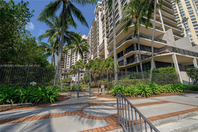 property at 540 Brickell Key Dr