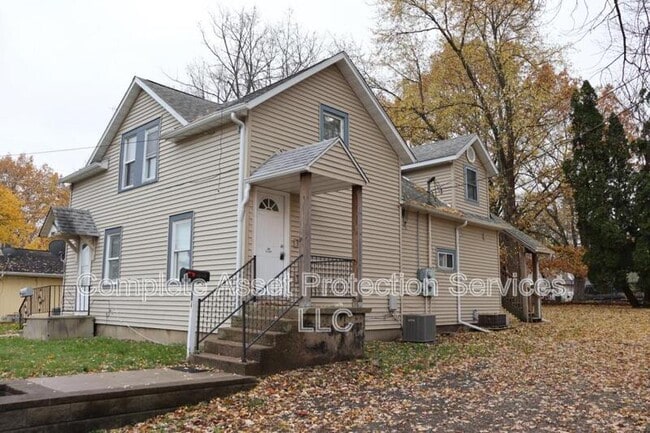 property at 412 Wabash St