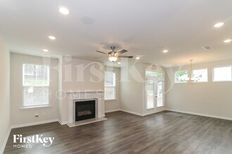 46 Overview Ct in Dallas, GA - Foto de edificio - Building Photo