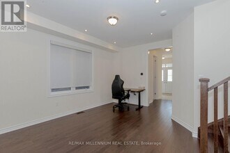 639 Bearberry Pl in Milton, ON - Building Photo - Building Photo