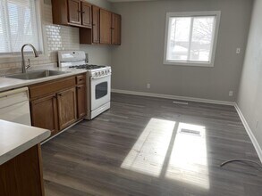 600 Sara St in Junction City, KS - Building Photo - Building Photo