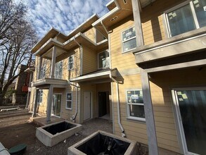 940 Lincoln St in Eugene, OR - Building Photo - Building Photo