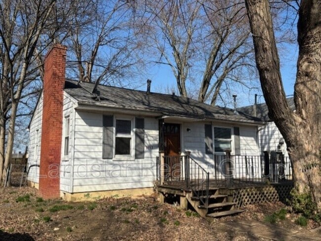 property at 3762 Parthenia Ave