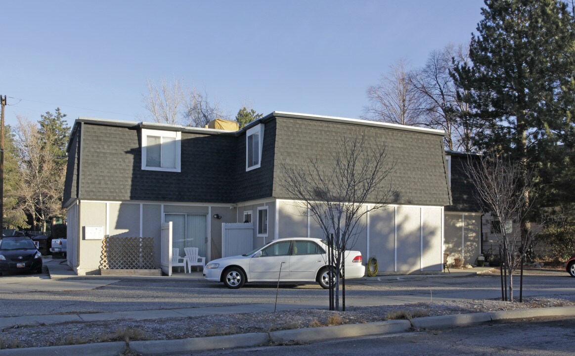 915 E Hillview Dr in Salt Lake City, UT - Foto de edificio