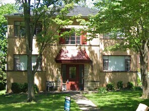 6132 Dryden ave, Unit 1 in Cincinnati, OH - Foto de edificio - Building Photo