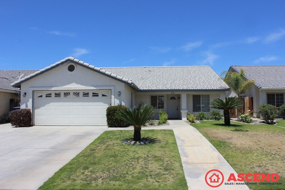 6303 Redinger St in Bakersfield, CA - Building Photo