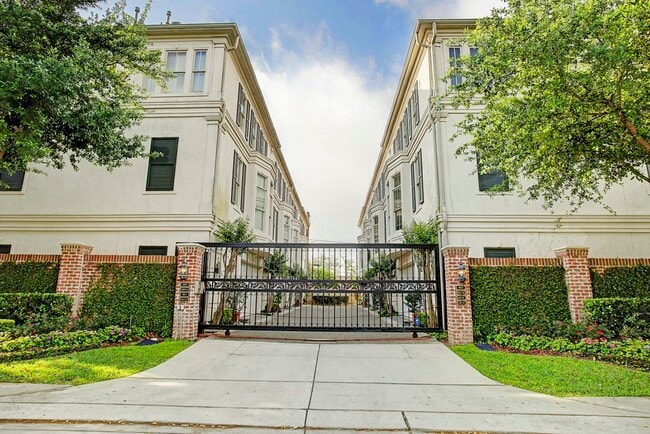 property at 4013 Bellefontaine