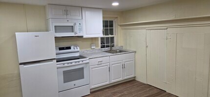 335 N Main St, Unit 4 in Telford, PA - Building Photo - Building Photo