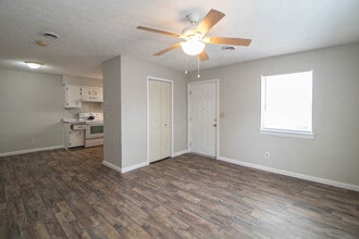 13-413 Thompsonville Ln in Oak Grove, KY - Building Photo - Building Photo