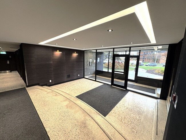 2150 Roche in Mississauga, ON - Building Photo - Building Photo