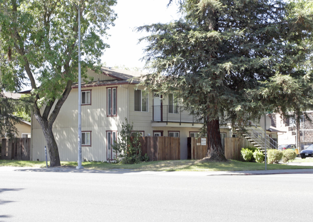 University Gate Apartments in Stockton, CA - Foto de edificio