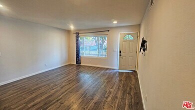 338 Plaza De Benito Juarez in Vista, CA - Building Photo - Building Photo