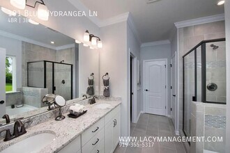 101 Blue Hydrangea Ln in Holly Springs, NC - Building Photo - Building Photo