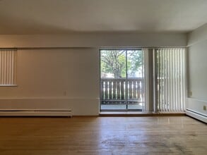 8623 Selkirk St in Vancouver, BC - Building Photo - Building Photo