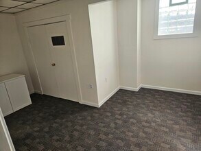 19 W Water St in Canonsburg, PA - Building Photo - Building Photo