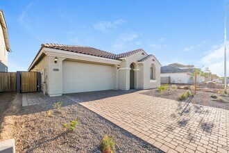 10155 W Crittenden Ln in Avondale, AZ - Building Photo - Building Photo