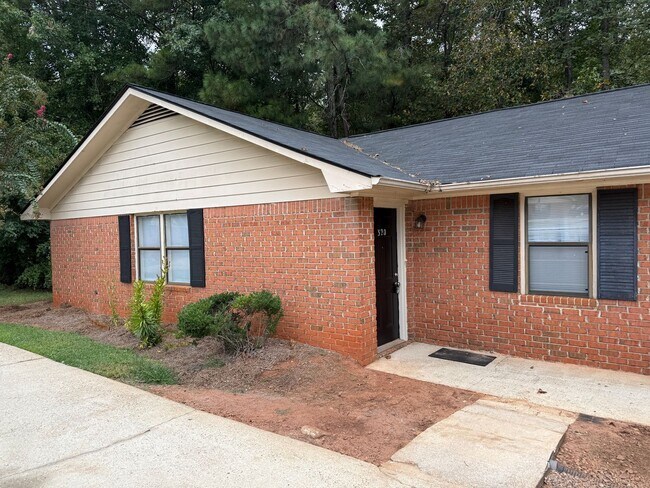 320 Reed St in Athens, GA - Building Photo - Building Photo