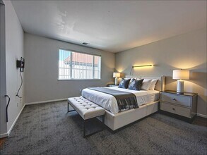 1243 W Avenue H in Lancaster, CA - Building Photo - Building Photo