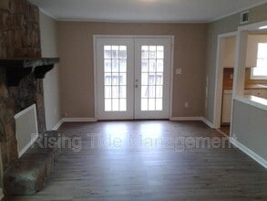 600 Cahaba Manor Ln in Pelham, AL - Building Photo - Building Photo