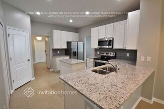 5905 Lilac Lake Dr in Riverview, FL - Building Photo - Building Photo