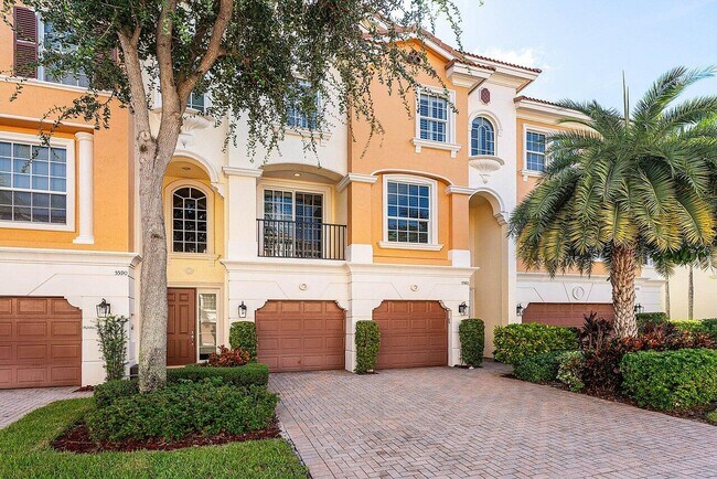5580 NE Trieste Way in Boca Raton, FL - Building Photo - Building Photo