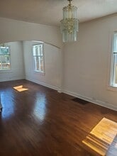 610 S 8th Ave (C. Lee) in Yakima, WA - Building Photo - Building Photo