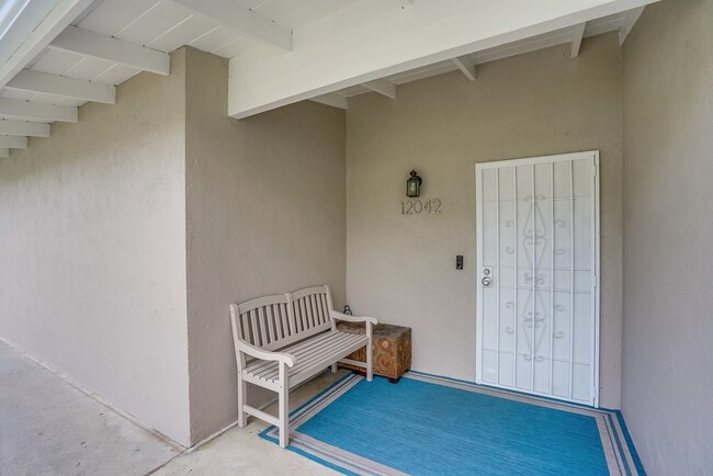 12042 Sylvester St in Los Angeles, CA - Building Photo - Building Photo